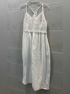 Universal Thread White Crochet Strappy Maxi Dress NWT Medium